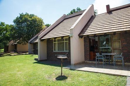 Badplaas, A Forever Resort: 2-Sleeper Chalet. 1 room (2 single beds)