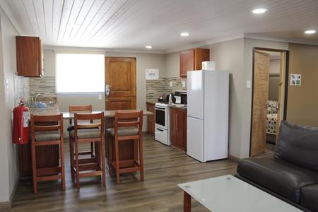 Badplaas, A Forever Resort: 6-Sleeper Log Cabin. 2 bedrooms (1 double, 2 single & 1 sleeper couch) 