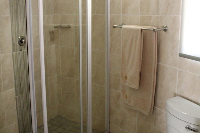 Badplaas, A Forever Resort: 2-Sleeper Rondavel. Open plan (1 double bed)