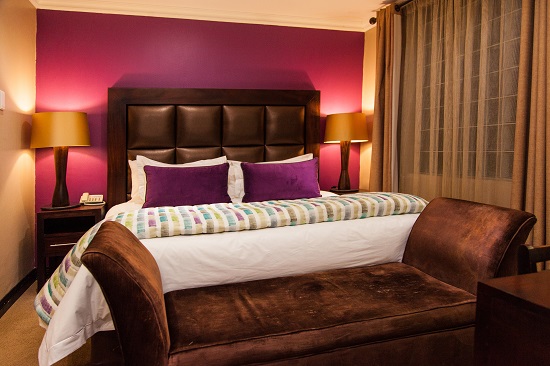 Badplaas, A Forever Resort: 2-Sleeper Hotel Honeymoon Suite (1 queen bed)